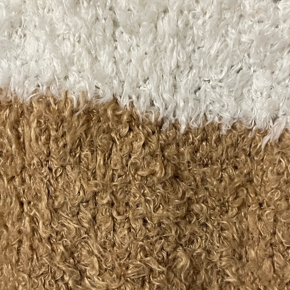 Talbots beige and white striped sweater size large - Picture 4 of 6